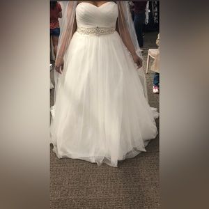 Wedding dress